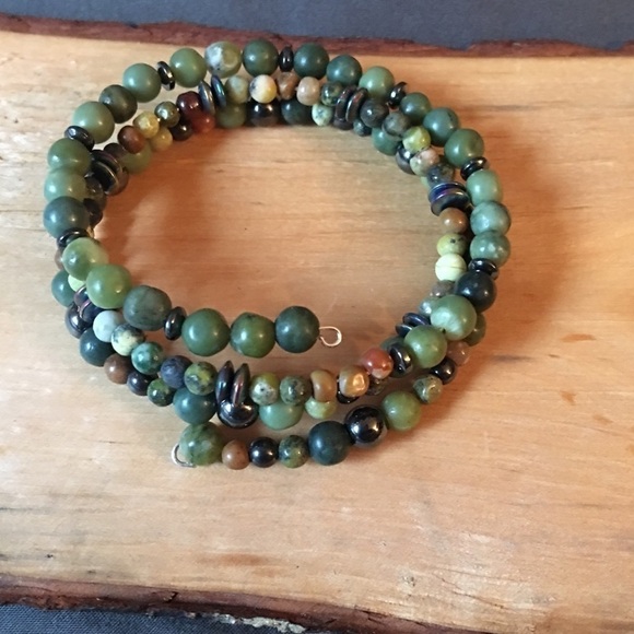 Wire wrapped bracelet green bracelet - Picture 4 of 8